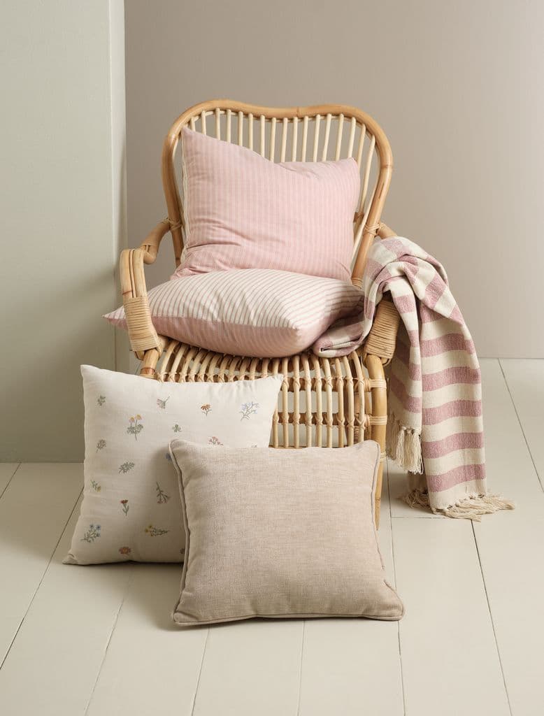 Almofada decorativa AGERTIDSEL 45x45 bege