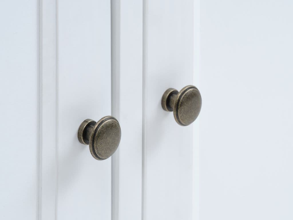 Aparador VISLINGE 3 portas 3 gavetas natural/branco