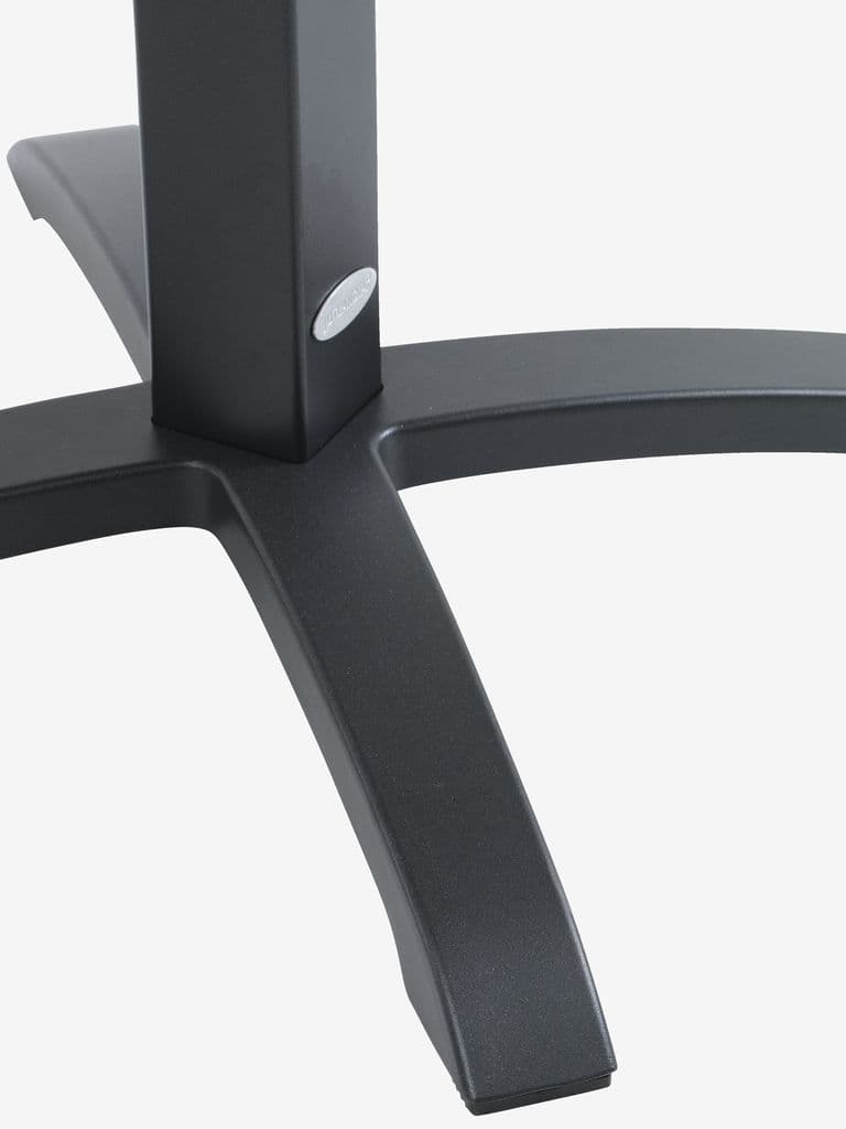 HOBRO C70 mesa natural + 2 TAGMARK cadeira preto
