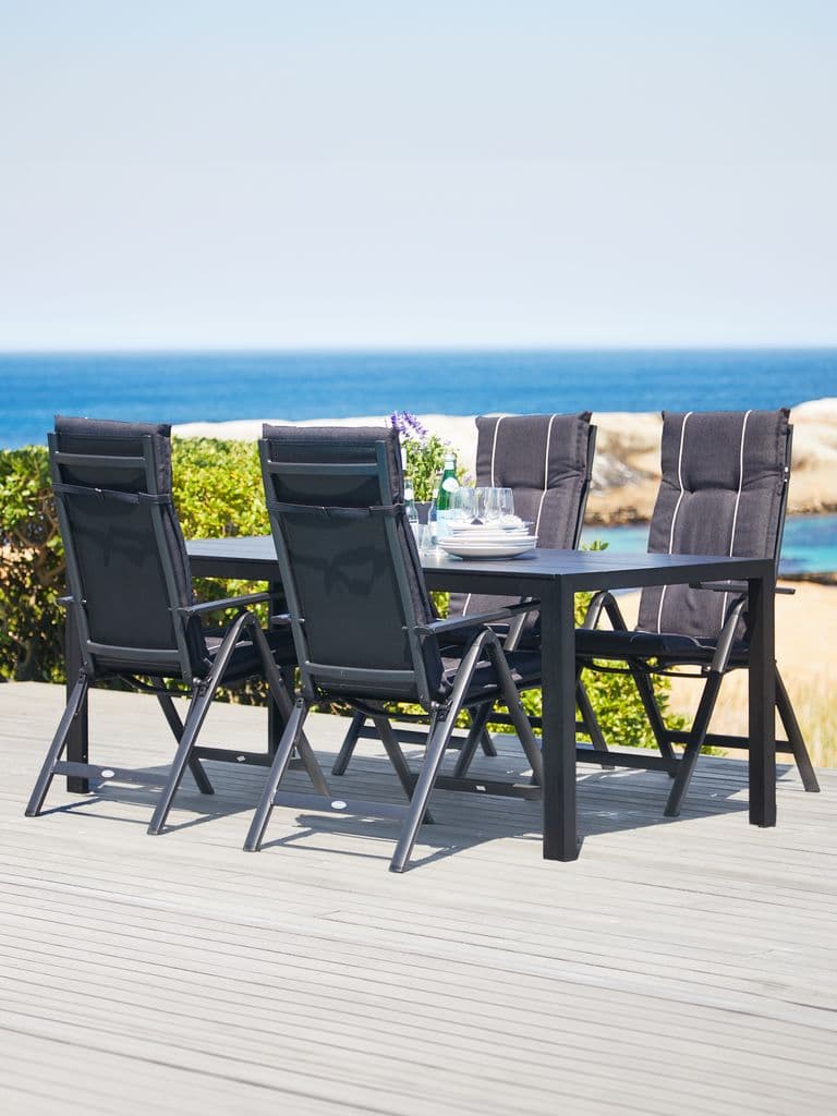 MADERUP C205 mesa + 4 LOMMA cadeira preto