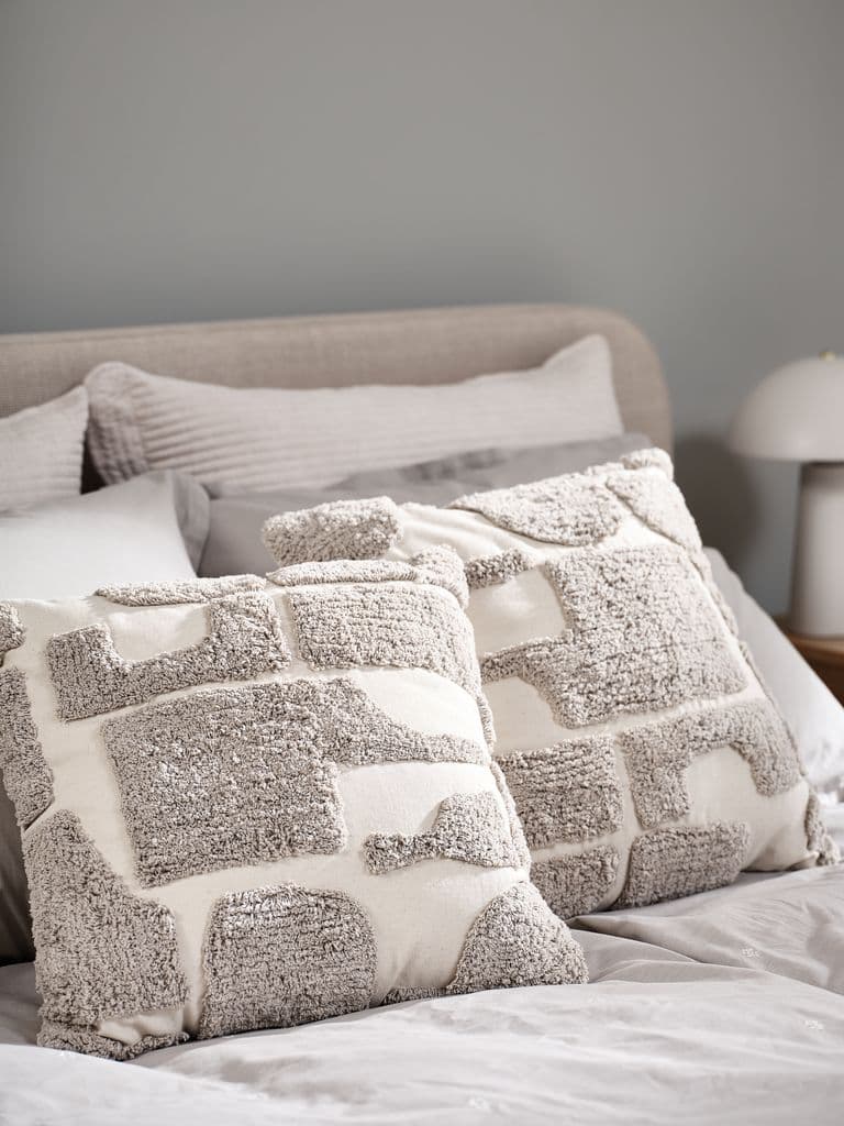 Almofada decorativa DVERGFAKS 45x45 cinzento/bege