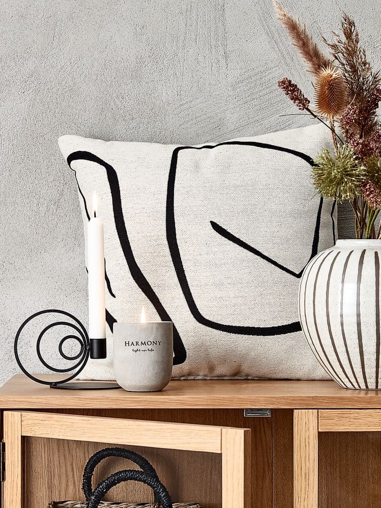 Almofada decorativa HVITVEIS 45x45 branco/preto