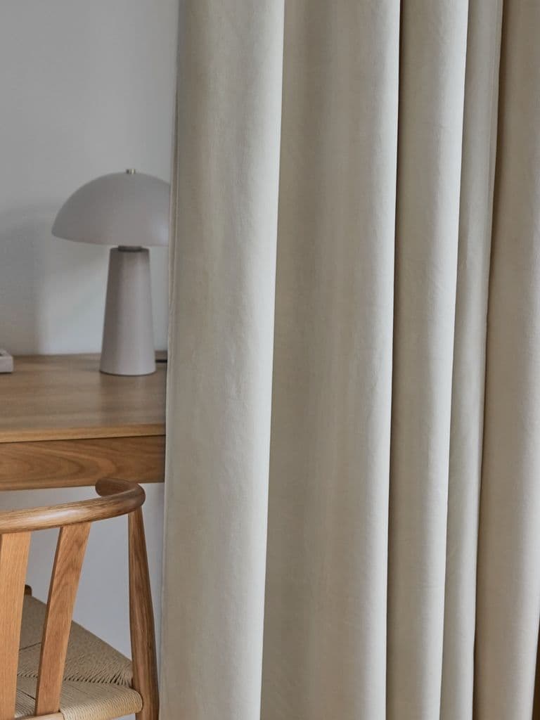 Cortinado AUSTRA 1x140x300 veludo bege