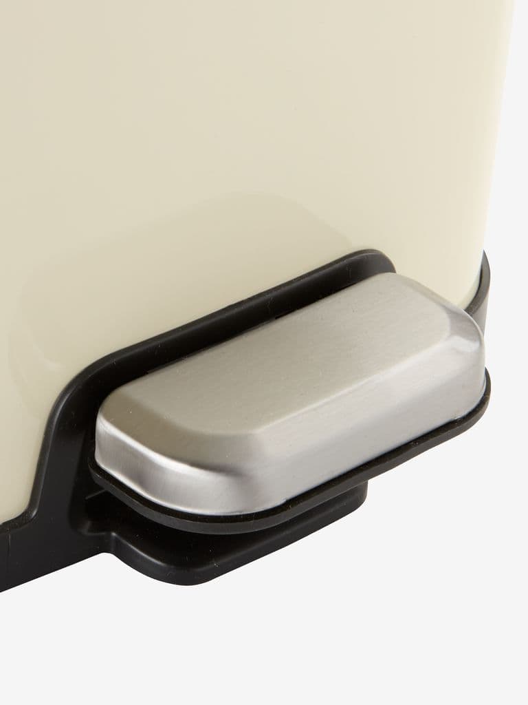 Balde de lixo pedal HALLEN 5L com fecho suave creme
