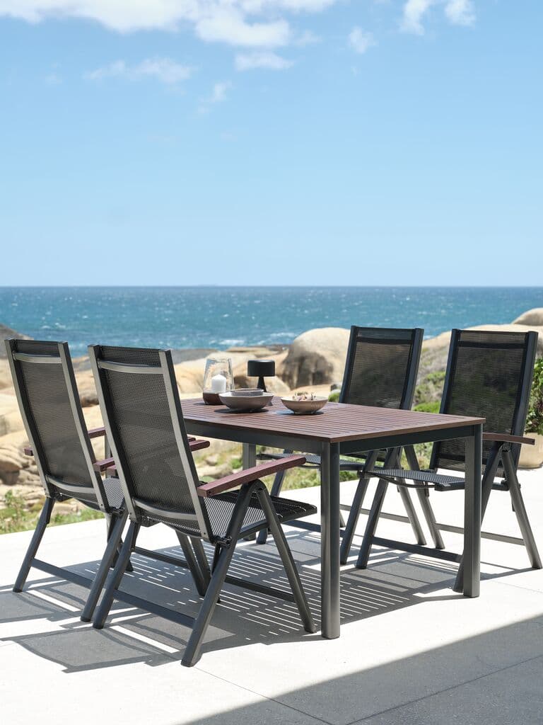 YTTRUP C150 mesa madeira + 4 LIMHAMN cadeira cinzenta