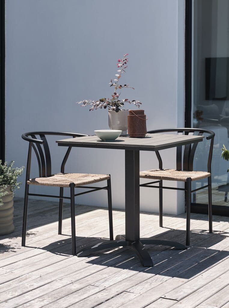 HOBRO C70 mesa cinzento + 2 TAGMARK cadeira preto