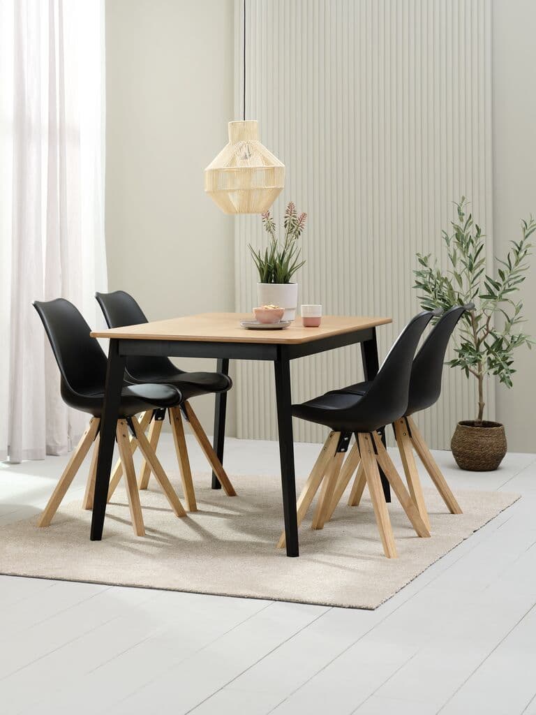 JEGIND C130 mesa carvalho/preto + 4 BLOKHUS cadeiras preto