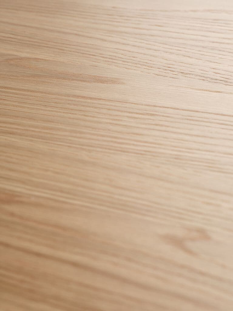 Mesa de apoio LYNGVIG 45x45 1 prateleira carvalho