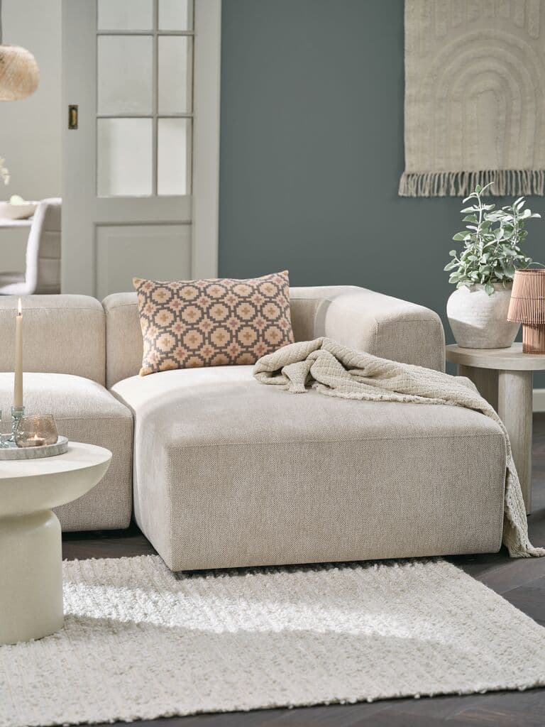 Sofá modular SKEJBY 2 lugares chaise-longue tecido areia