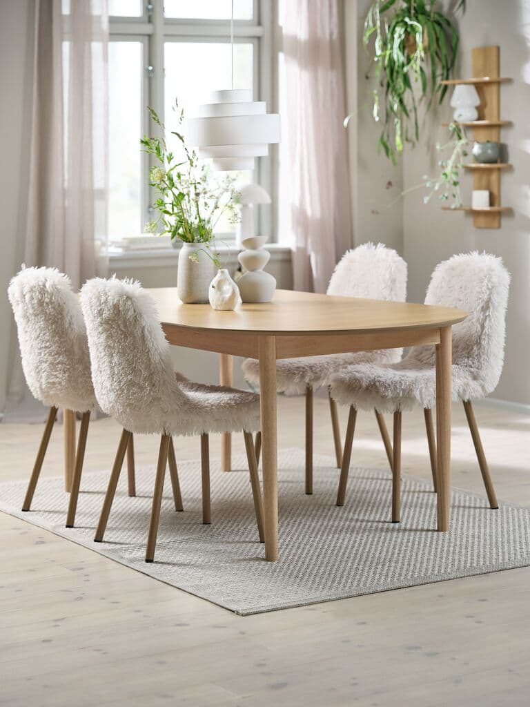 MARSTRAND C200/280 mesa carvalho + 4 JONSTRUP cadeiras teddy