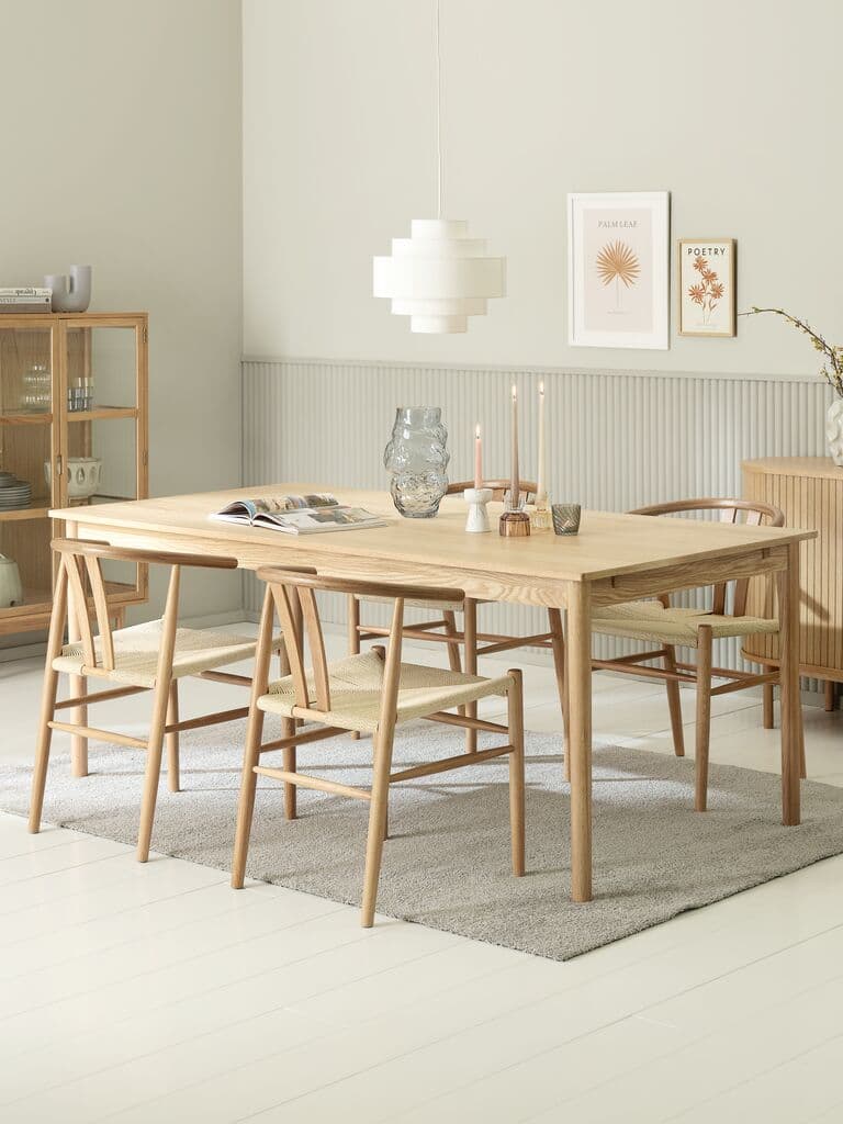 MARSTRUP C190/280 mesa carvalho + 4 GUDERUP cadeira carv nat