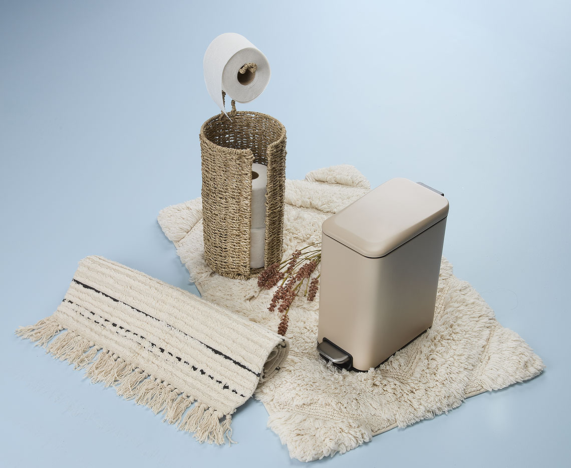 Tapetes de banho com suporte para rolos de papel higiénico e caixote do lixo quadrado 